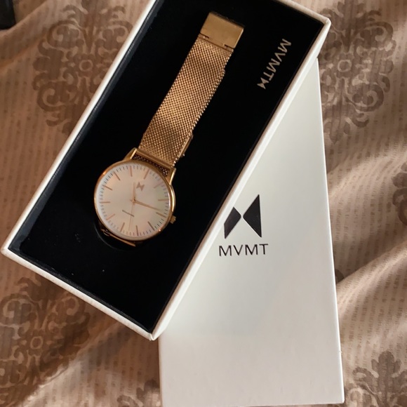 MVMT woman’s watch - Picture 4 of 9